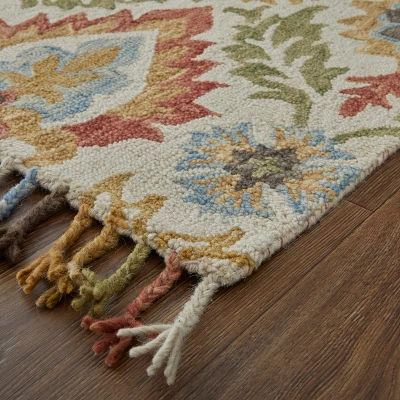 Abelia Transitional Floral & Botanical Area Rug 7 Abelia Transitional Floral & Botanical Area Rug - Image 5