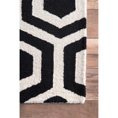 NuLOOM Hand Tufted Honeycomb Mayra Area Rug 4 NuLOOM Hand Tufted Honeycomb Mayra Area Rug - Image 2