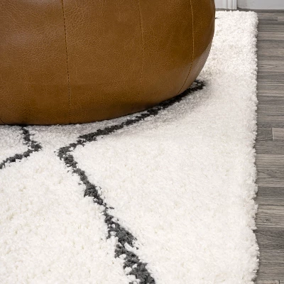 Catala Moroccan Diamond Shag Indoor Area Rug - JONATHAN Y 7 Catala Moroccan Diamond Shag Indoor Area Rug - JONATHAN Y - Image 5