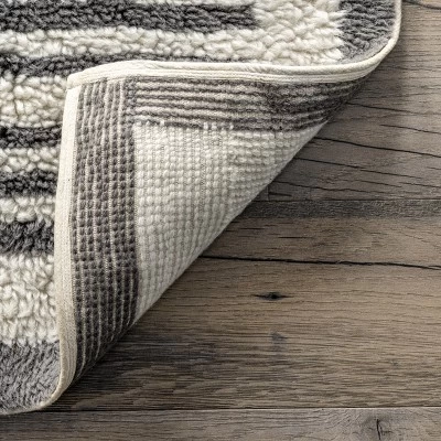 NuLOOM Tayshia Machine Washable Wool Modern Striped Area Rug 8 NuLOOM Tayshia Machine Washable Wool Modern Striped Area Rug - Image 6