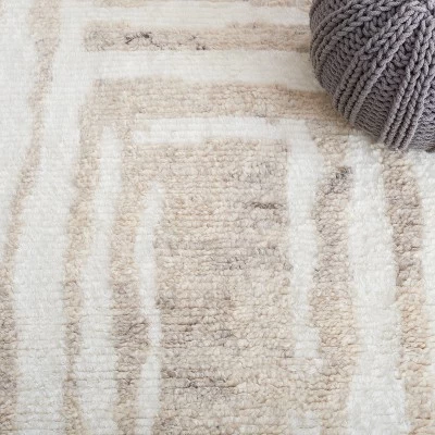 Casablanca CSB541 Hand Knotted Area Rug - Safavieh 6 Casablanca CSB541 Hand Knotted Area Rug - Safavieh - Image 4