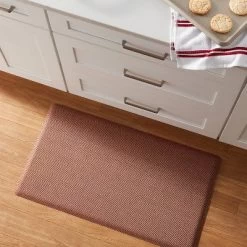 20" X 36" Herringbone Rust Comfort Mat - Thresholdâ˘