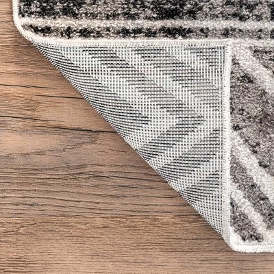 NuLOOM Lucci Machine Washable Aztec Area Rug 8 NuLOOM Lucci Machine Washable Aztec Area Rug - Image 6