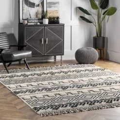 NuLOOM Zuri Shaggy Banded Area Rug