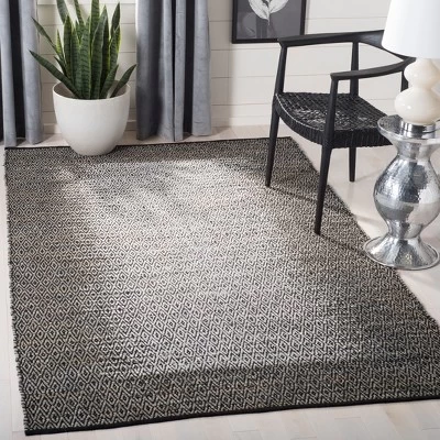 Rosita Geometric Light Accent Rug - Safavieh 4 Rosita Geometric Light Accent Rug - Safavieh - Image 2