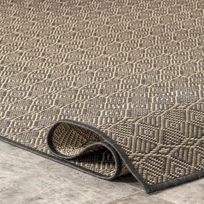 NuLOOM Margo Aztec Diamonds Indoor And Outdoor Area Rug 5 NuLOOM Margo Aztec Diamonds Indoor And Outdoor Area Rug - Image 3