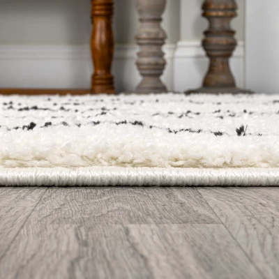 Catala Moroccan Diamond Shag Indoor Area Rug - JONATHAN Y 5 Catala Moroccan Diamond Shag Indoor Area Rug - JONATHAN Y - Image 3